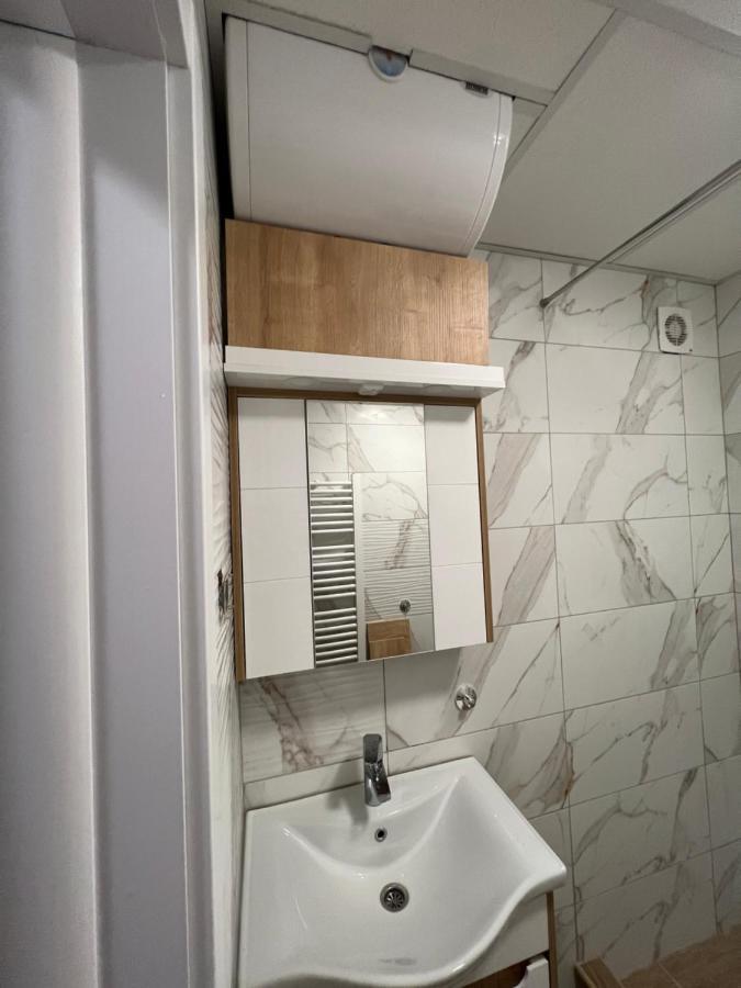 Apartman Didi2- Free Private Parking-Garage Нови-Сад Экстерьер фото