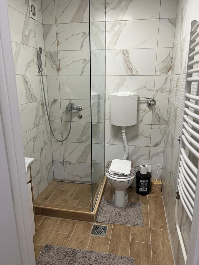 Apartman Didi2- Free Private Parking-Garage Нови-Сад Экстерьер фото