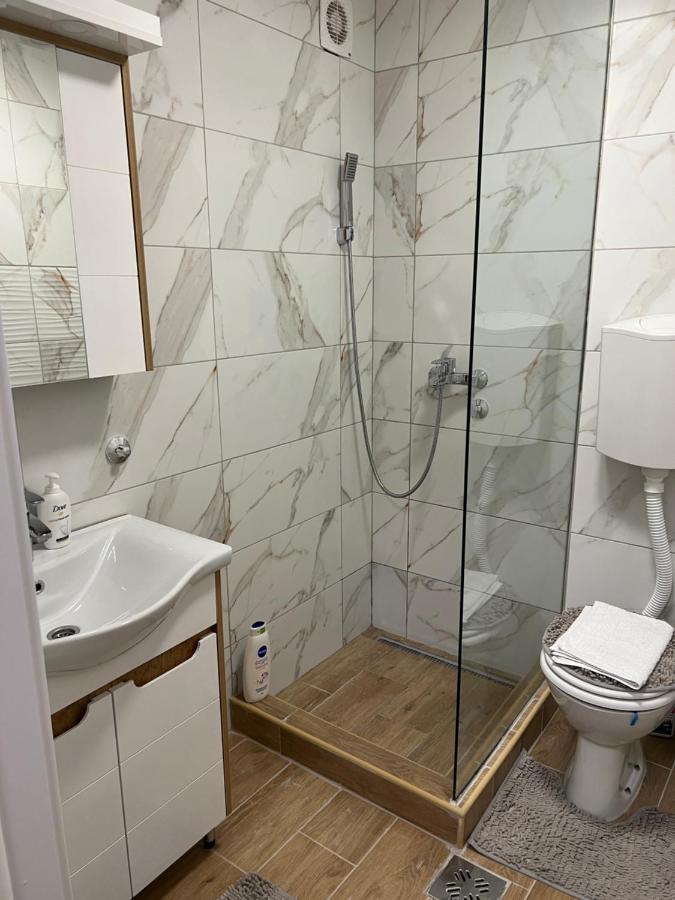 Apartman Didi2- Free Private Parking-Garage Нови-Сад Экстерьер фото