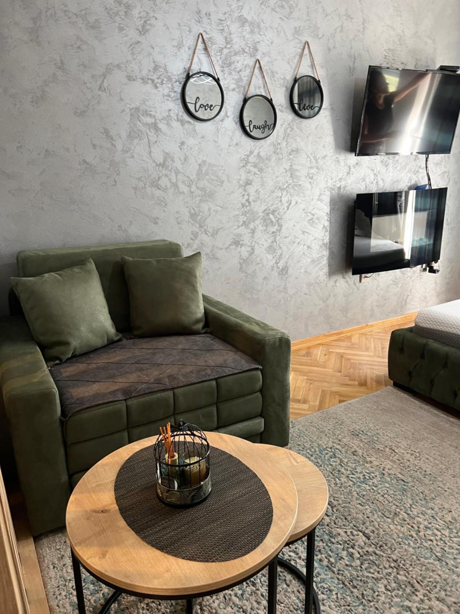 Apartman Didi2- Free Private Parking-Garage Нови-Сад Экстерьер фото
